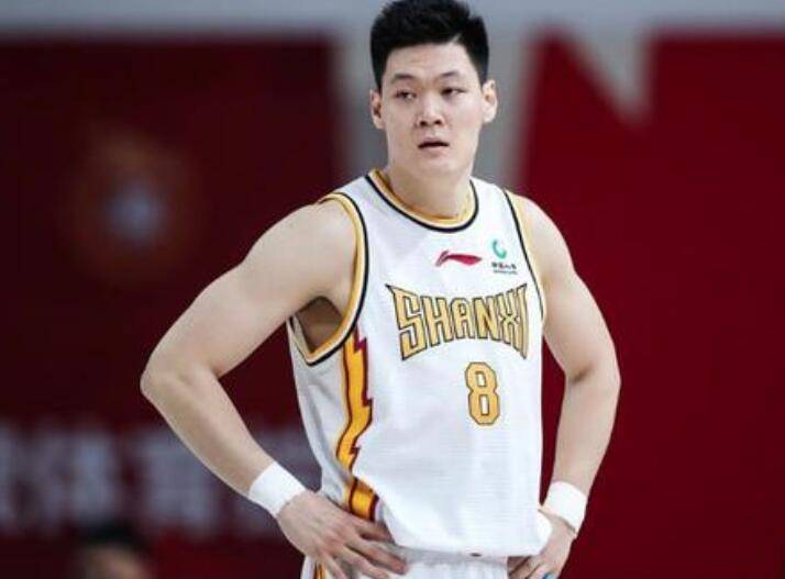 逆天，挪威甲门将点球大战一脚将摆好的球踢走以干扰对方（挪威甲点球大战现争议：门将一脚踢走摆好的球干扰对手）