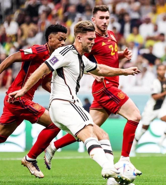 半场战报：罗马0-1那不勒斯，内雷斯反击单刀破门（半场快讯：罗马0-1那不勒斯，内雷斯反击单刀得手）