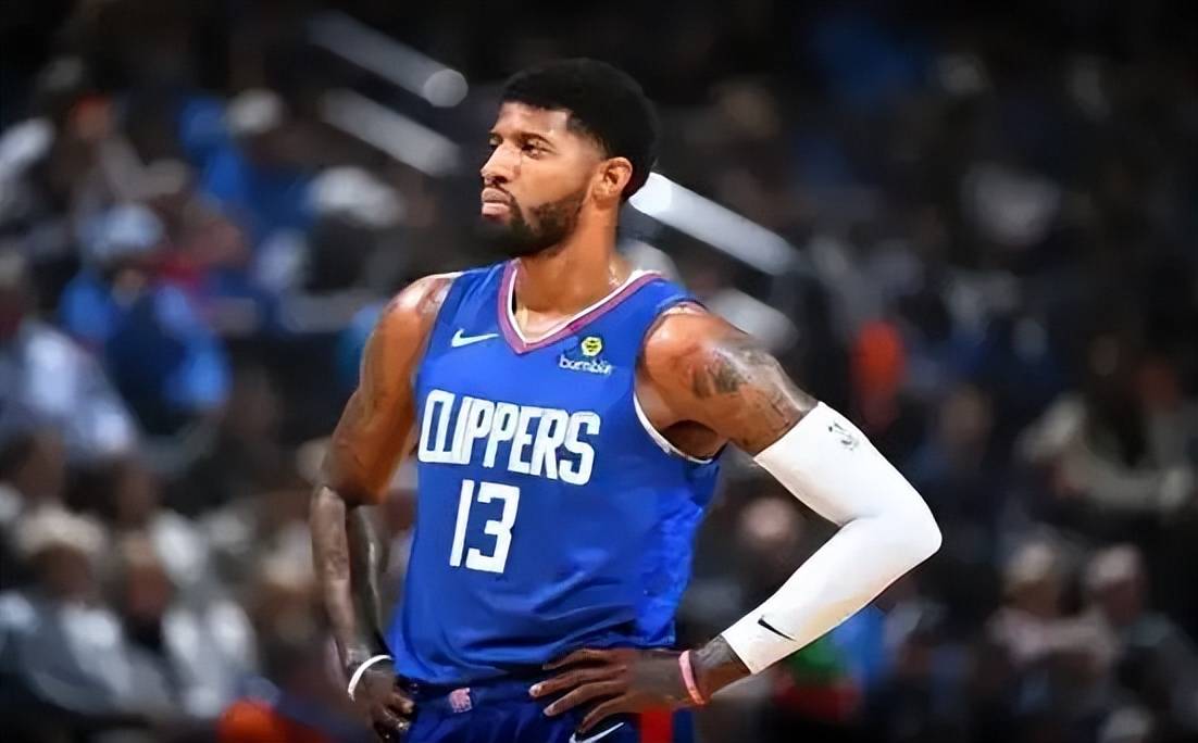 赛季最佳一战！小佩顿替补贡献19分11板（赛季最强表现！小佩顿替补轰下19分11篮板）