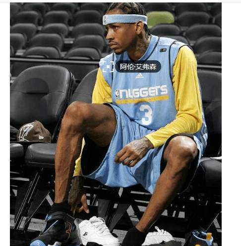 德媒：法兰克福对阵巴萨前召开会议，担心球队会遭遇惨案（德媒：法兰克福战巴萨赛前紧急会议，忧球队或遭惨败）