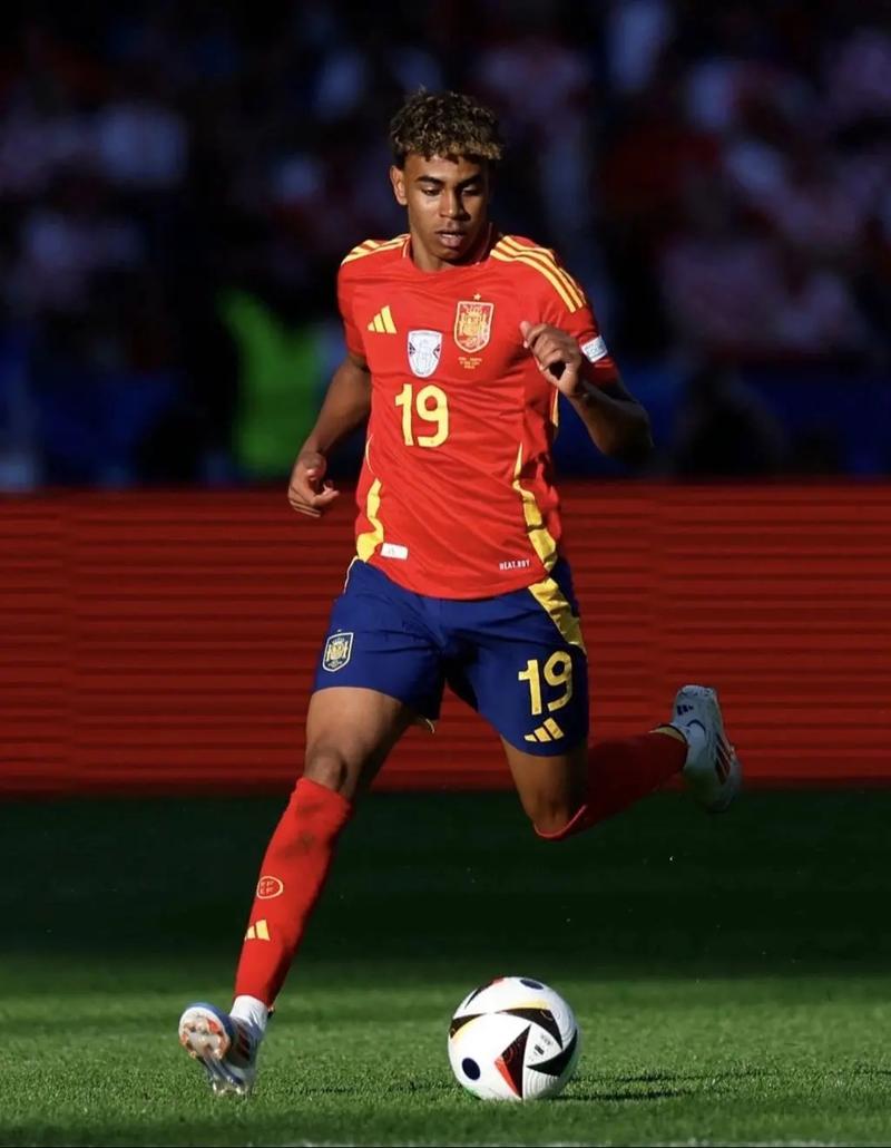 半场战报：拉齐奥1-1博洛尼亚，伊萨克森， 延斯-厄德高破门（半场速报：拉齐奥1-1博洛尼亚，伊萨克森与延斯-厄德高各有进球）