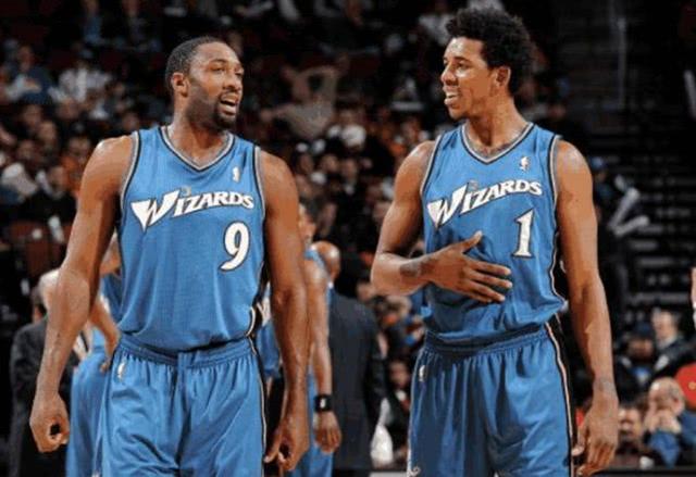 主场3-0完胜！栃木市FC提前一轮队史首度升入日职乙（栃木市FC主场3-0告捷，提前一轮队史首次升上日乙）